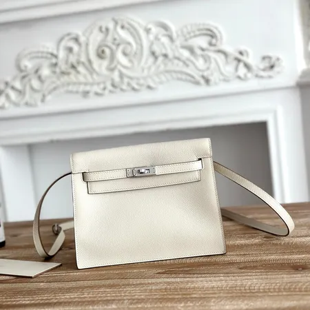 エルメス ショルダーバッグ