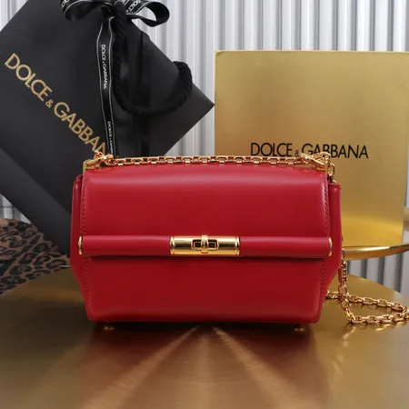 イッセイ ミヤケ ショルダーバッグ