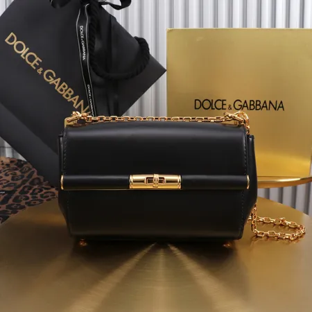 イッセイ ミヤケ ショルダーバッグ