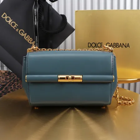 イッセイ ミヤケ ショルダーバッグ