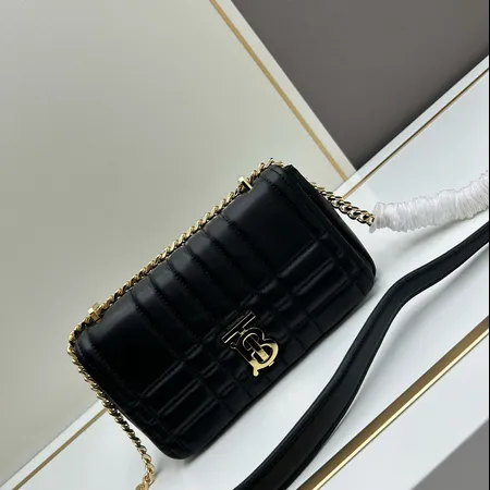 バーバリー ス ショルダーバッグ