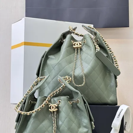 シャネル ハンドバッグ