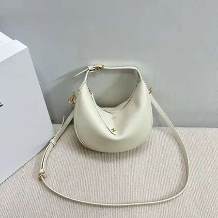 セリーヌ ショルダーバッグ