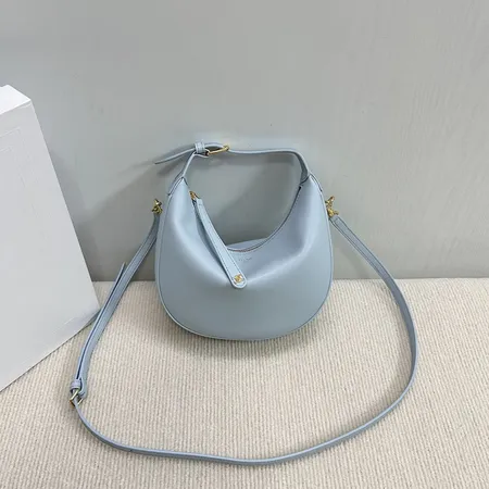 セリーヌ ショルダーバッグ