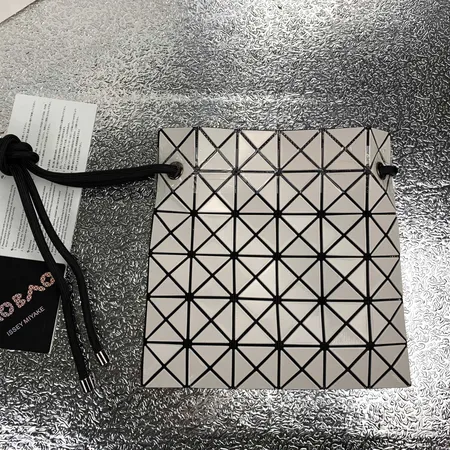 イッセイ ミヤケ ハンドバッグ