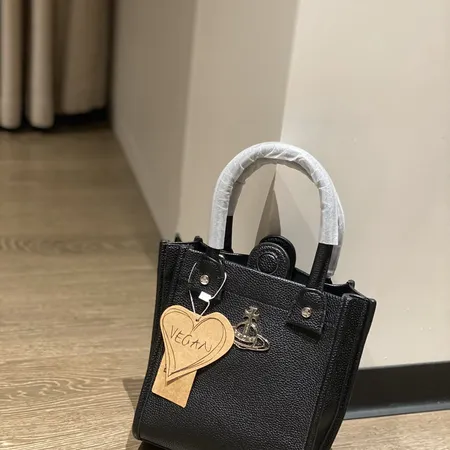 ヴィヴィアン・ウエストウッド ハンドバッグ