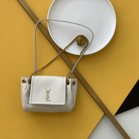 イブサンローラン ショルダーバッグ