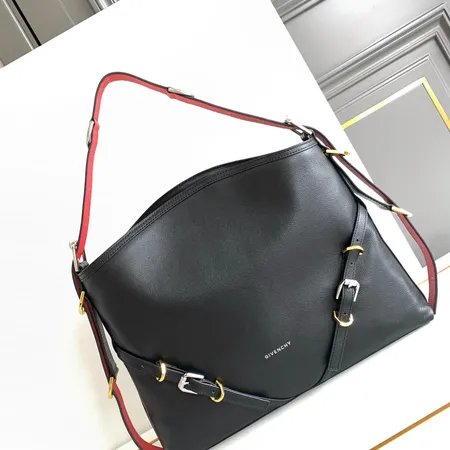 ジバンシィ ハンドバッグ