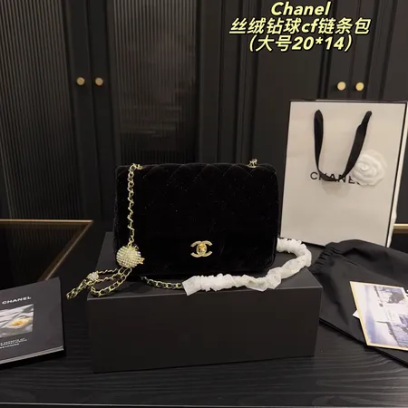 シャネル ショルダーバッグ