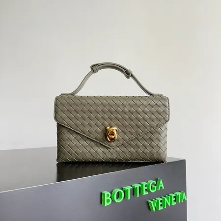 ボッテガ ヴェネタ ハンドバッグ