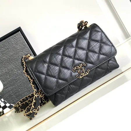 シャネル ショルダーバッグ