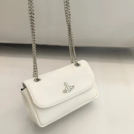 ヴィヴィアン・ウエストウッド ハンドバッグ