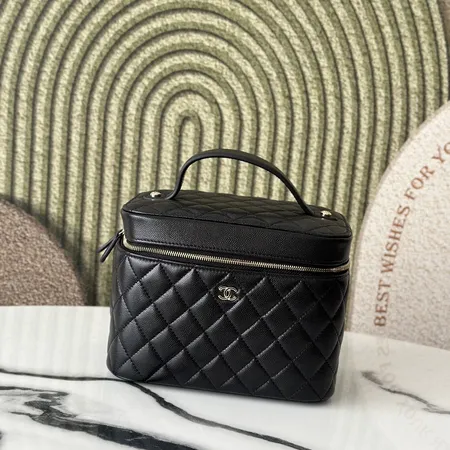 シャネル ハンドバッグ