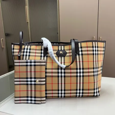 バーバリー ス ハンドバッグ