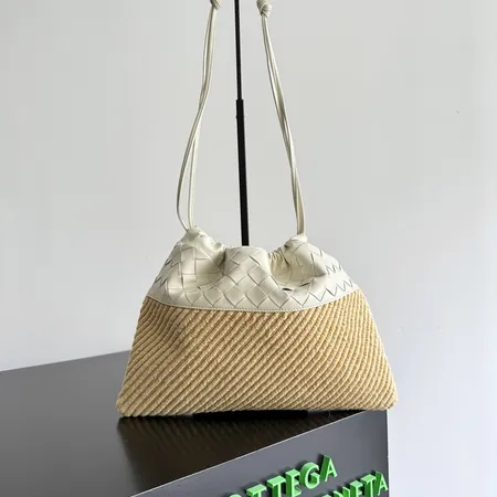 ボッテガ ヴェネタ ショルダーバッグ