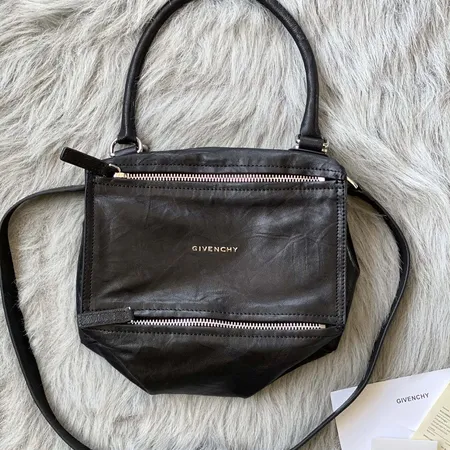 ジバンシィ ハンドバッグ