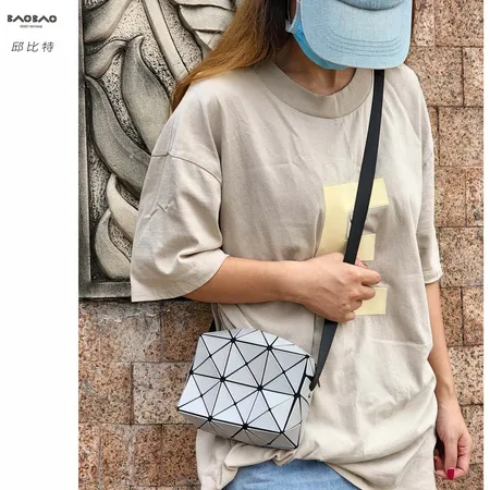 イッセイ ミヤケ ハンドバッグ