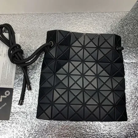 イッセイ ミヤケ ハンドバッグ