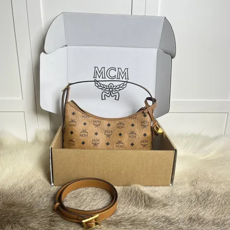 エムシーエム ハンドバッグ