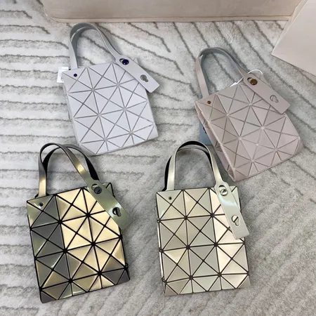 イッセイ ミヤケ ハンドバッグ