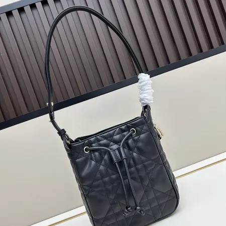 ディオール ショルダーバッグ