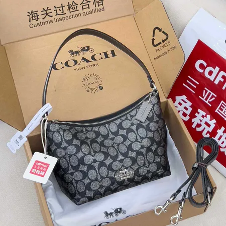 コーチ ハンドバッグ