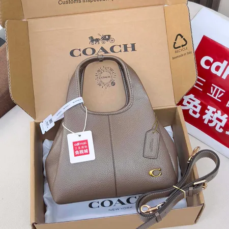 コーチ ハンドバッグ