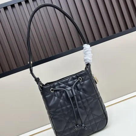 ディオール ショルダーバッグ