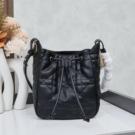 ディオール ショルダーバッグ