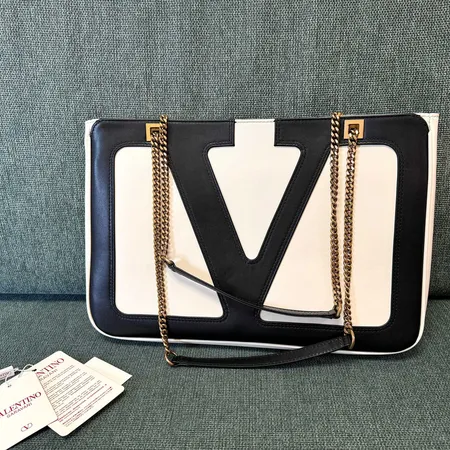 ヴァレンティノ ハンドバッグ