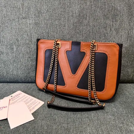 ヴァレンティノ ハンドバッグ