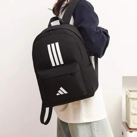 カウズ リュックサック