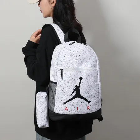 カウズ リュックサック