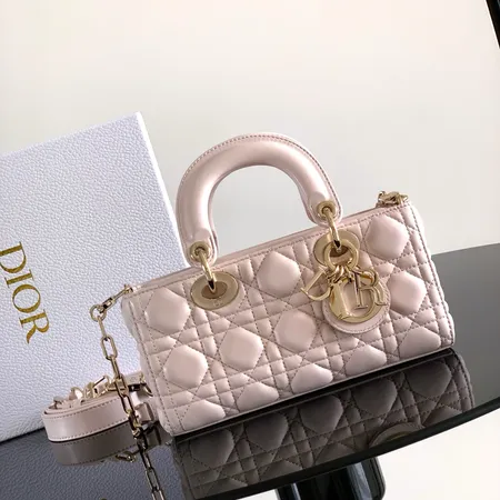 ディオール ショルダーバッグ