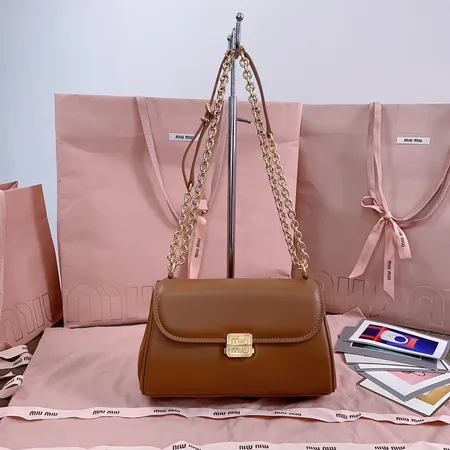 ミュウミュウ ショルダーバッグ