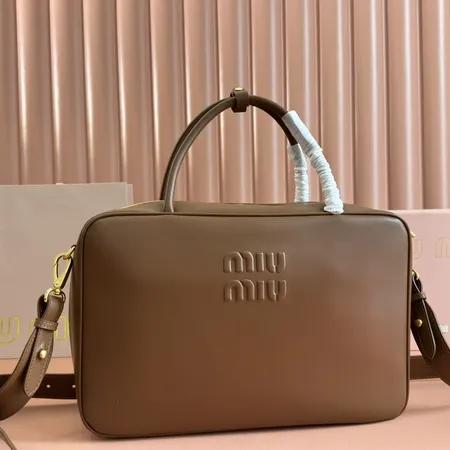 モスキーノ ハンドバッグ