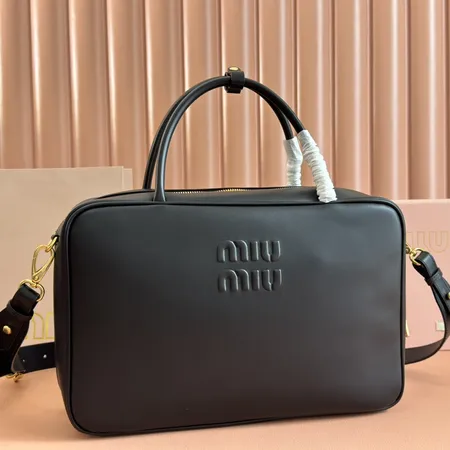 モスキーノ ハンドバッグ