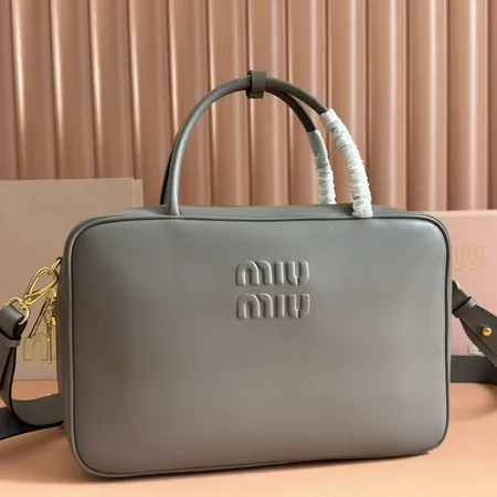 モスキーノ ハンドバッグ