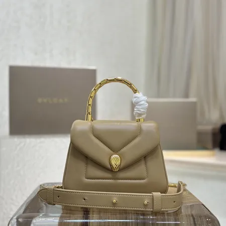 ボッテガ ヴェネタ ハンドバッグ