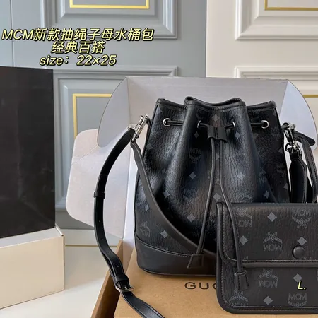 エムシーエム ショルダーバッグ