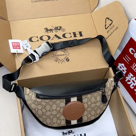 コーチ ショルダーバッグ