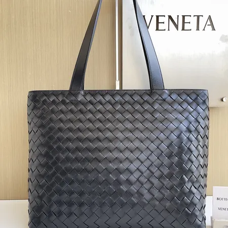 ボッテガ ヴェネタ ハンドバッグ