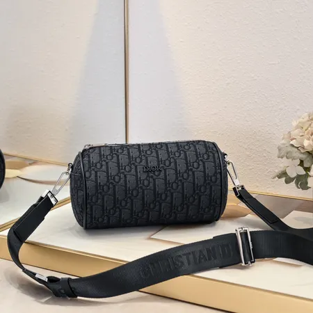 ロエベ ショルダーバッグ