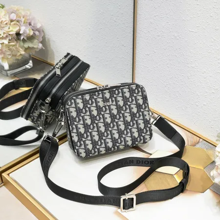 ロエベ ショルダーバッグ