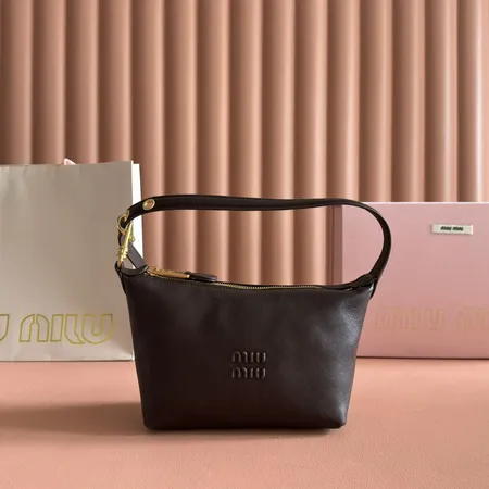 ミュウミュウ ハンドバッグ