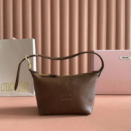 ミュウミュウ ハンドバッグ