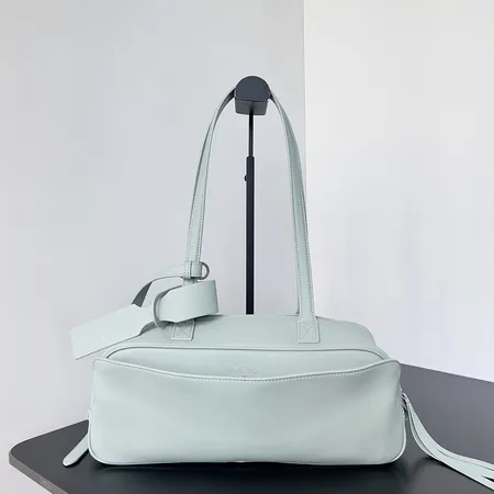 バレンシアガ ショルダーバッグ