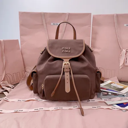 ミュウミュウ リュックサック