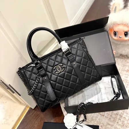 シャネル ハンドバッグ