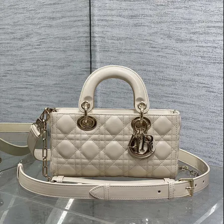 ディオール ハンドバッグ